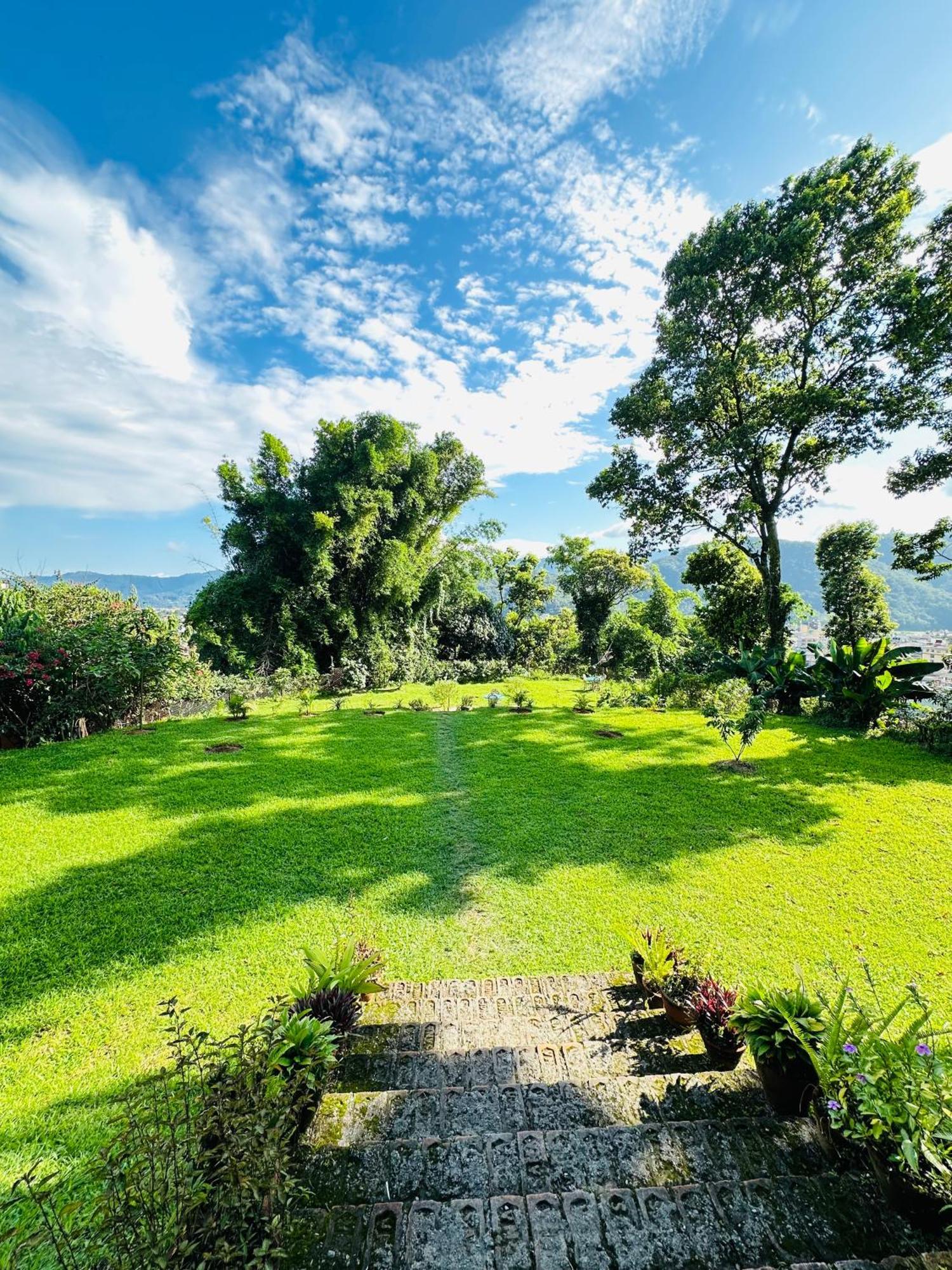 Homeland Forest Villa Pokhara Esterno foto
